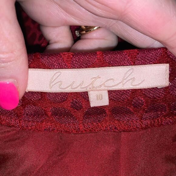 Hutch red textured with red flowers full skirt 10 - Picture 5 of 6